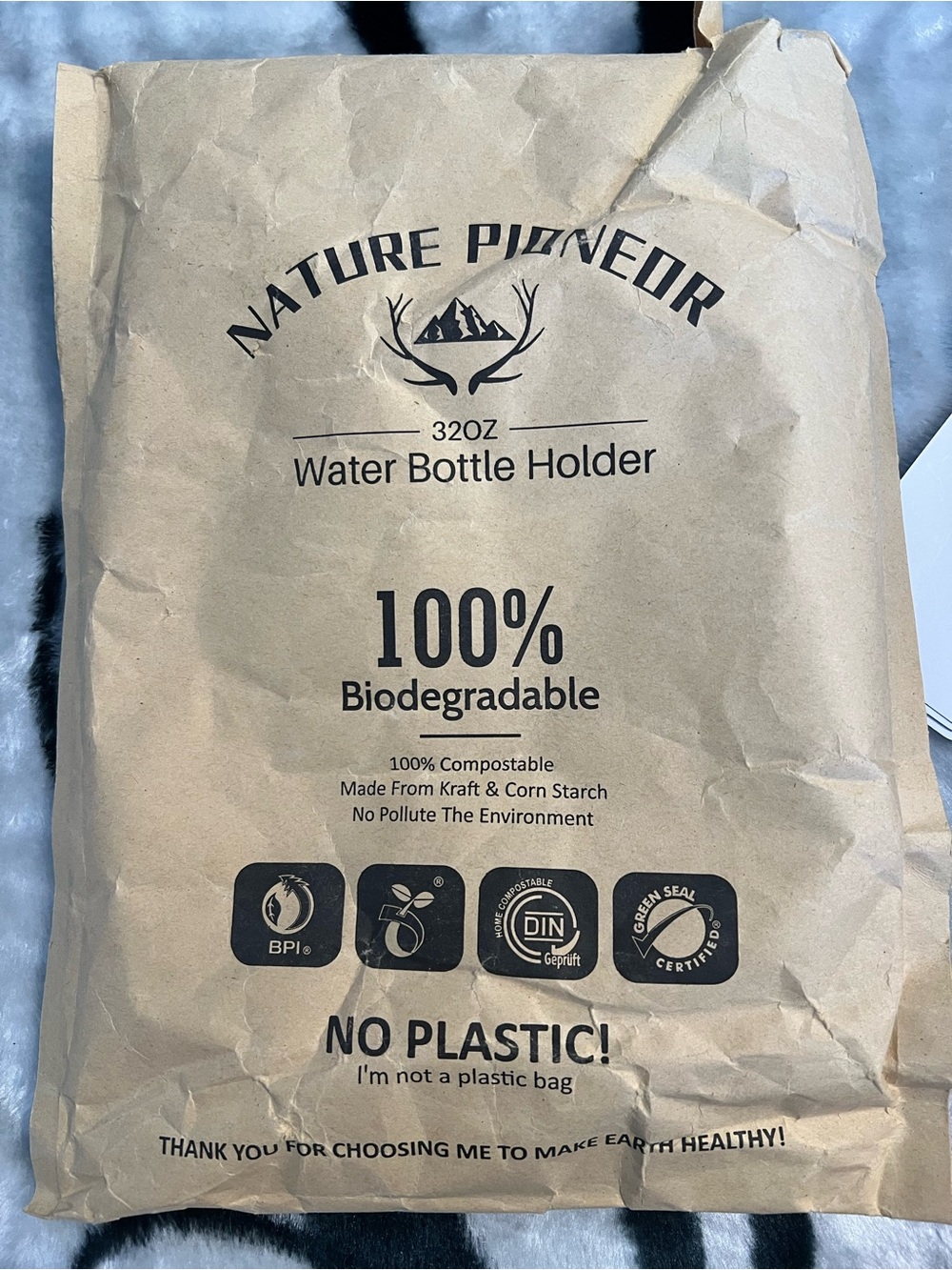Nature Pioneer Water Bottle Holder with Adjustable Strap - Picture 3 of 8